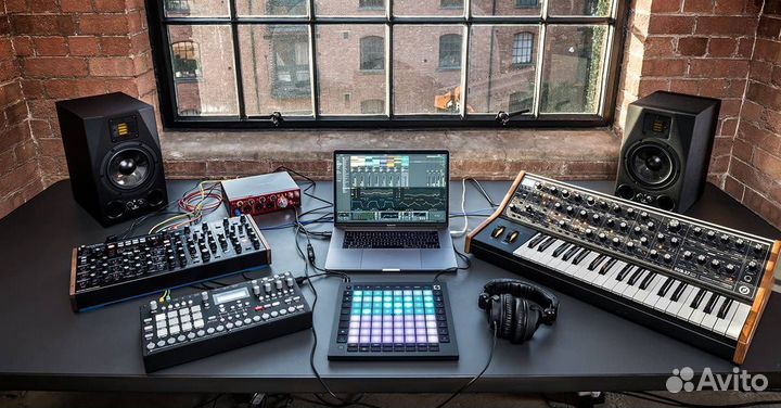 Ремонт синтезаторов, цифровых пианино,комбоусилков