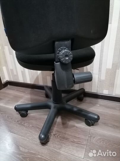 Компьютерное кресло