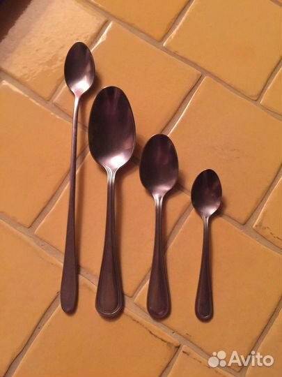 Ведро и держатель на столе д/шампанского