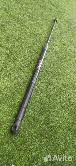 Амортизатор капота Volkswagen Passat Cc рестайл