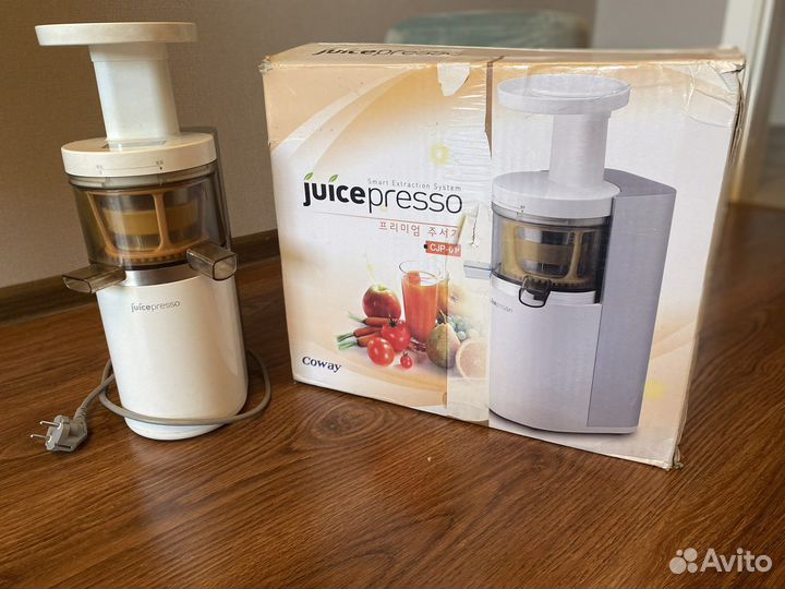 Соковыжималка шнековая juicepresso