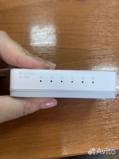 Коммутатор D-link DES-1005A ; DES-1005A/B