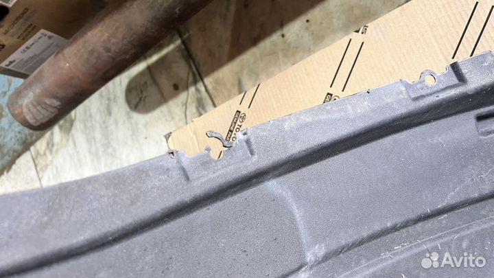 Подкрылок перед левый Toyota Land Cruiser 200 15