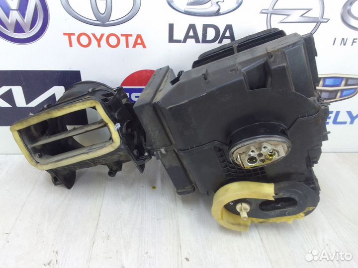 Корпус печки отопителя Volkswagen polo 5