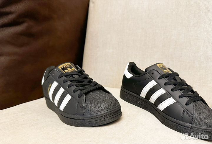 Adidas superstar