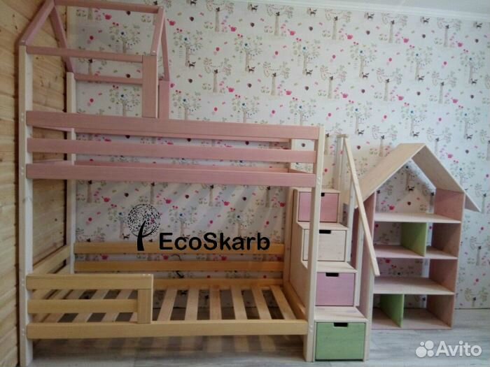 Двухъярусная кровать 