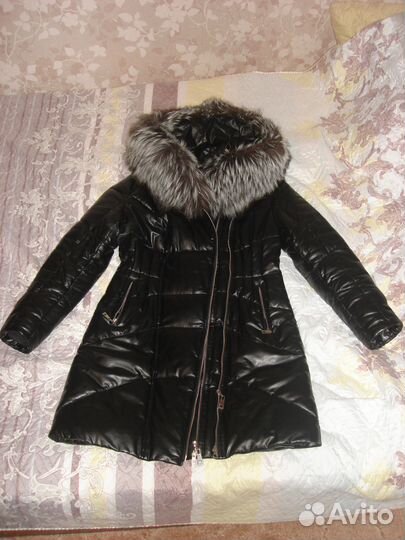 Кожаное зимнее пальто с мехом чернобурки