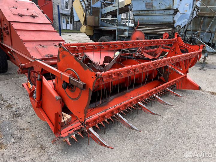 Комбайн Bizon Z110/5, 1990