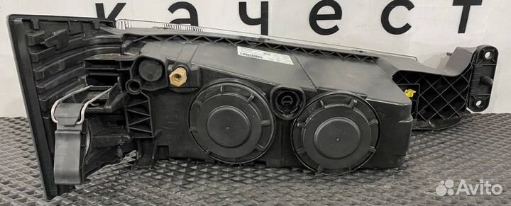 Фара противотуманная левая Volvo FH4 84186279