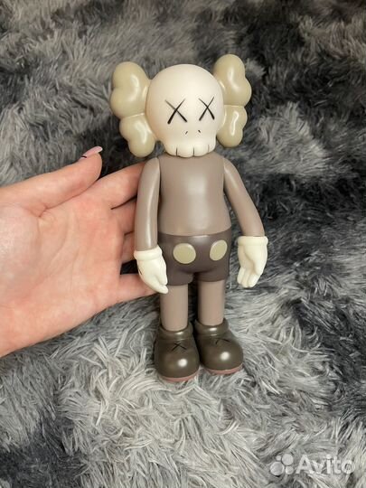 Medicom Toy фигурка kaws Companion Bearbrick