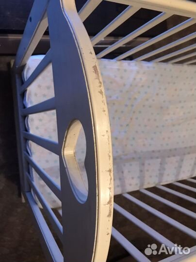 Детская кроватка