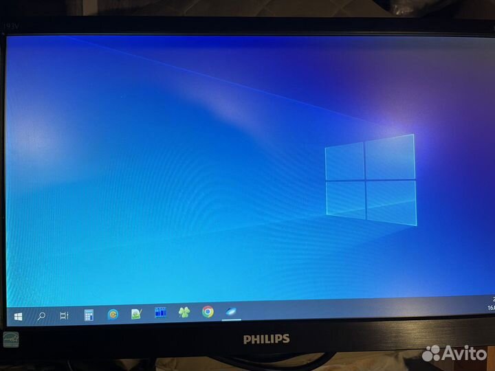 Монитор Philips 193V5L