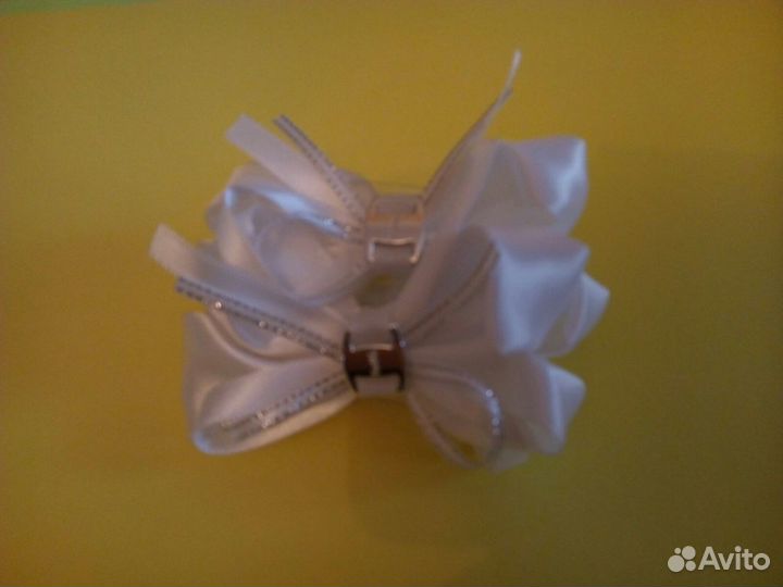 Украшения для волос: банты белые пара