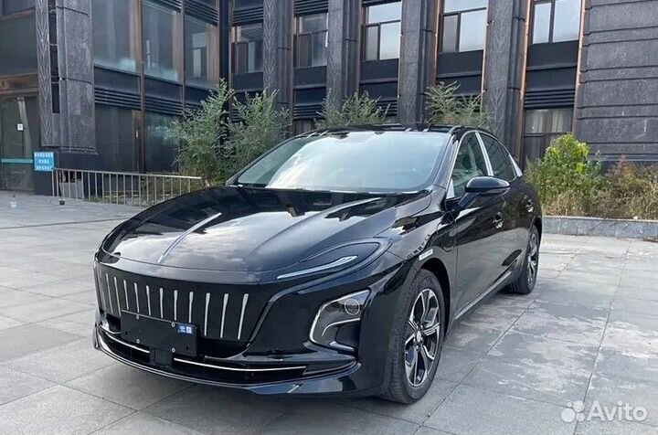 Hongqi E-QM5 136 л.с. AT, 2023, 25 000 км