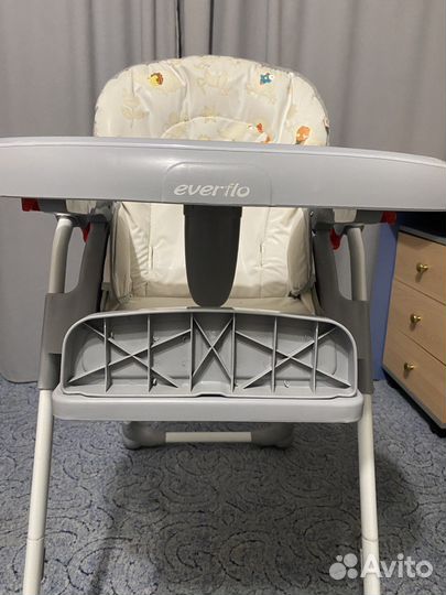 Стульчик для кормления