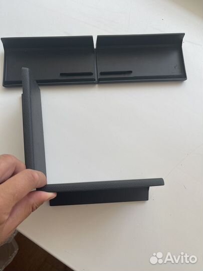 Ограничитель в багажник для мелкого груза