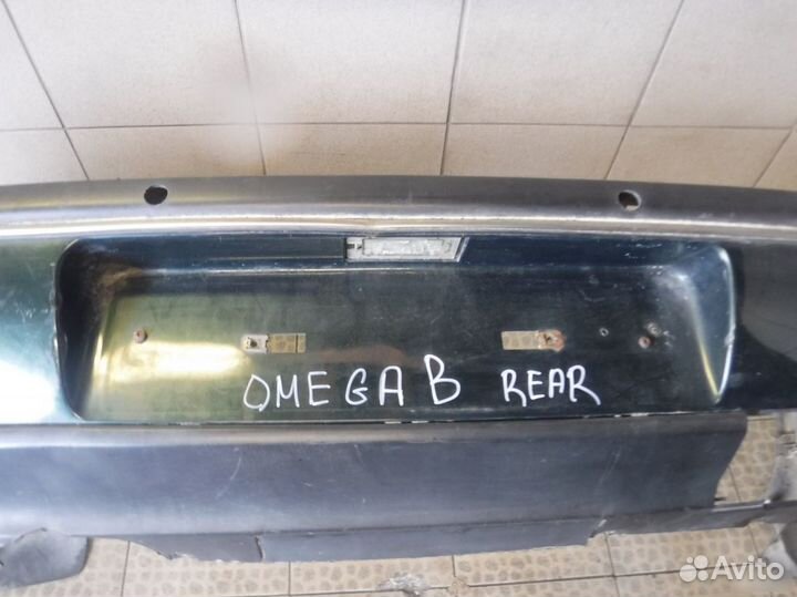 Бампер задний Opel Omega