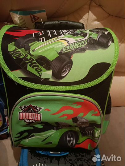 Рюкзак- ранец детский школьный новый