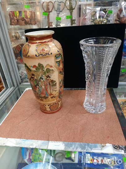 Ваза две шт. Китай и СССР