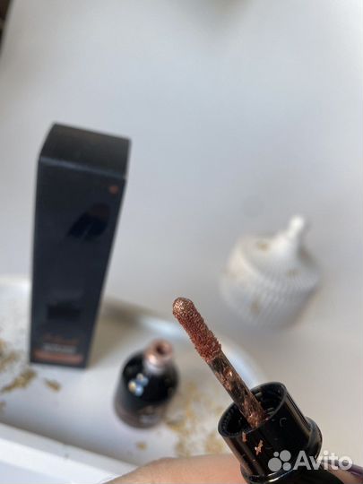 Подводка блестки Tony Moly Glitter Liquid