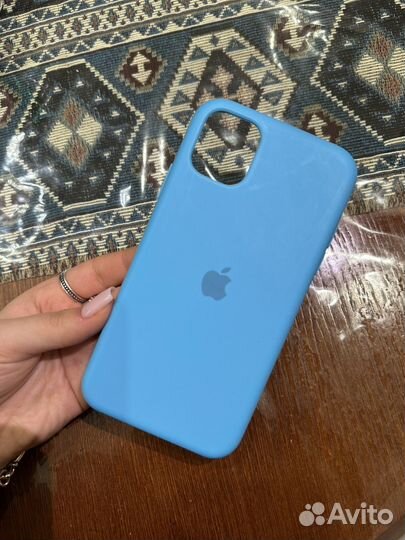 Чехол на iPhone 11
