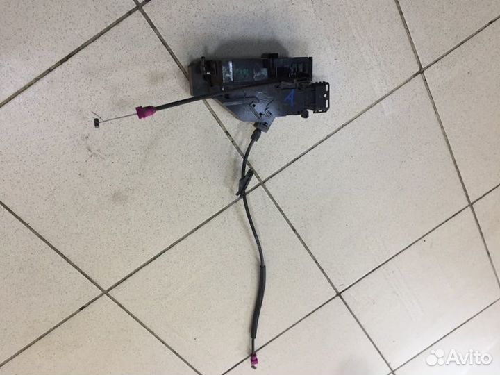 Замок дверной задний левый Citroen C3 Picasso EP3