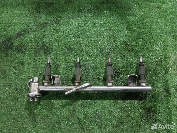 Форсунка топливная Volkswagen Passat B5 1.8T