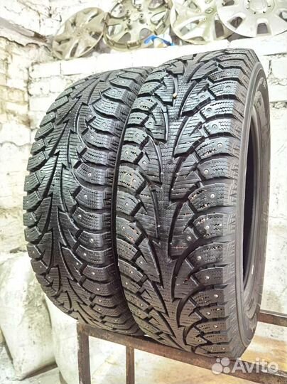 Hankook Winter I'Pike 215/65 R17 98T