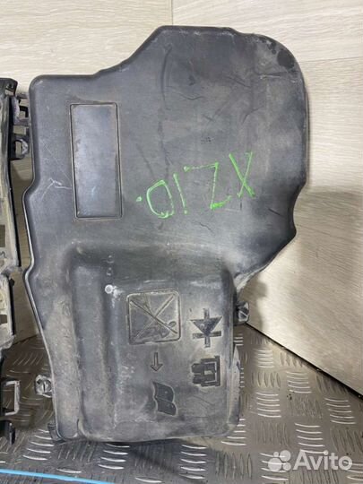 Короб предохранителей Citroen C5 2