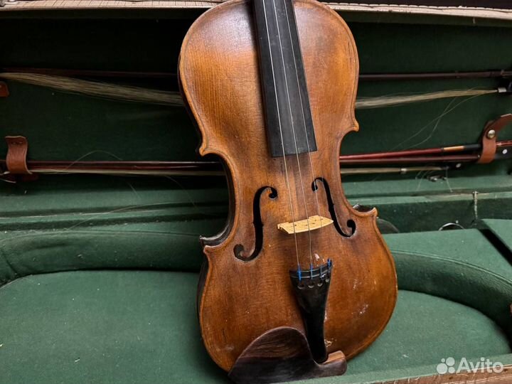 Скрипка старинная