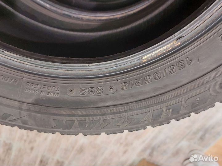 Bridgestone Blizzak VRX 185/65 R15 88S