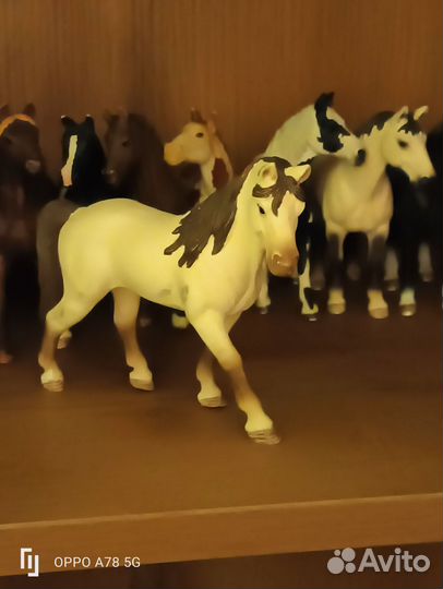 Фигурки лошадей шляйх