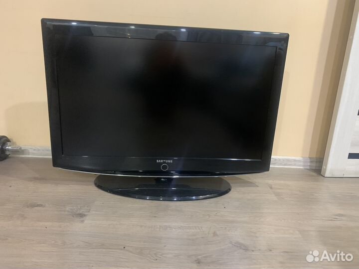 Телевизор samsung