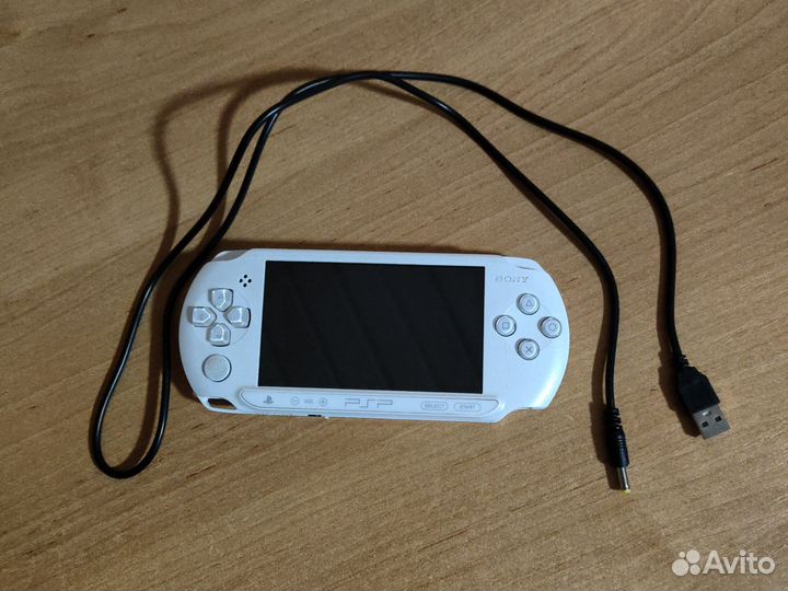 Sony PSP e 1008