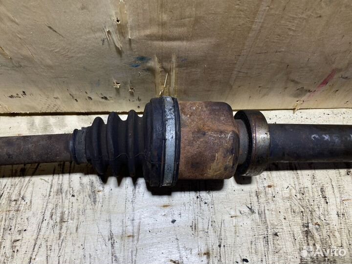 Приводной вал правый Galaxy 2 2,0 дизель МКПП P77