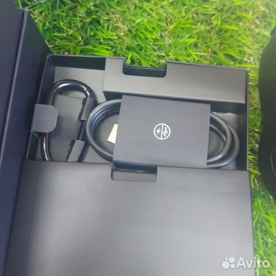 Наушники - Beats solo 3