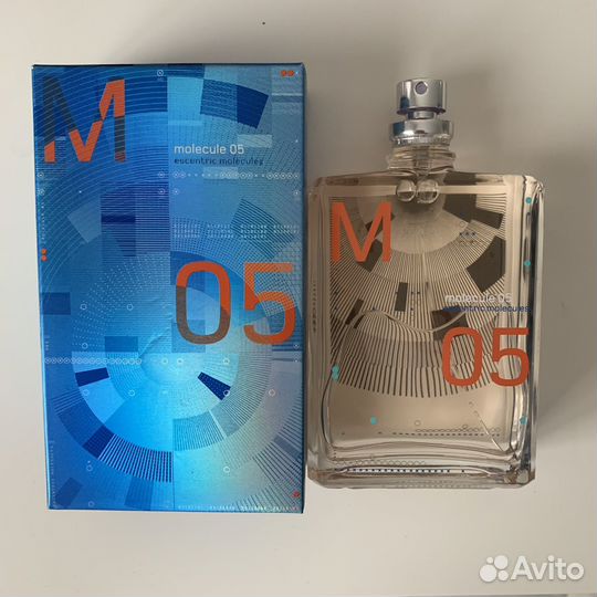 Escentric molecules 05