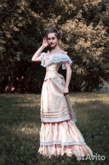 Историческое платье