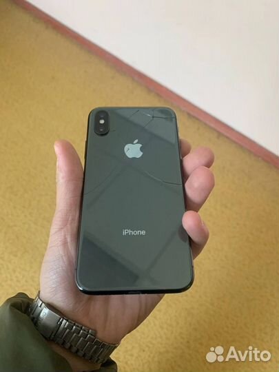 iPhone X, 64 ГБ
