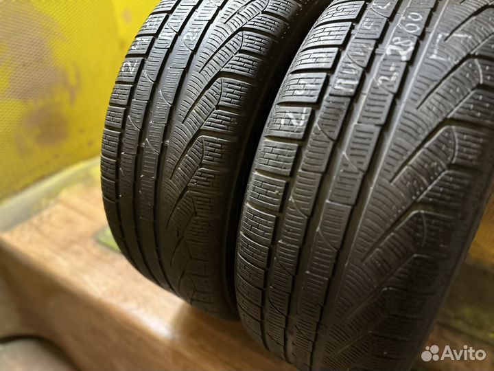 Pirelli Winter Sottozero 245/45 R19 102V