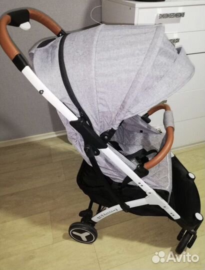 Прогулочная коляска yoya plus 3