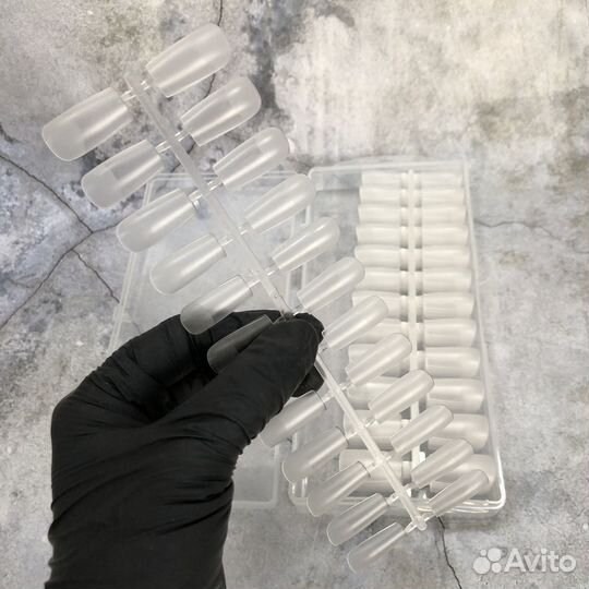 Гелевые типсы для наращивания ногтей