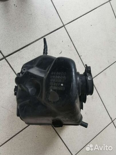 Корпус воздушного фильтра Suzuki gsx 1100f katana