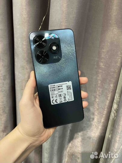 TECNO Spark Go 2024, 4/64 ГБ