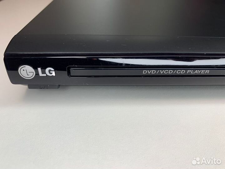 DVD плеер lg dv840