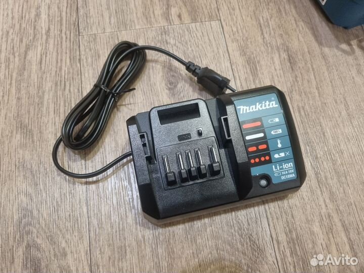 Новый, дрель шуруповерт Makita 14.4V