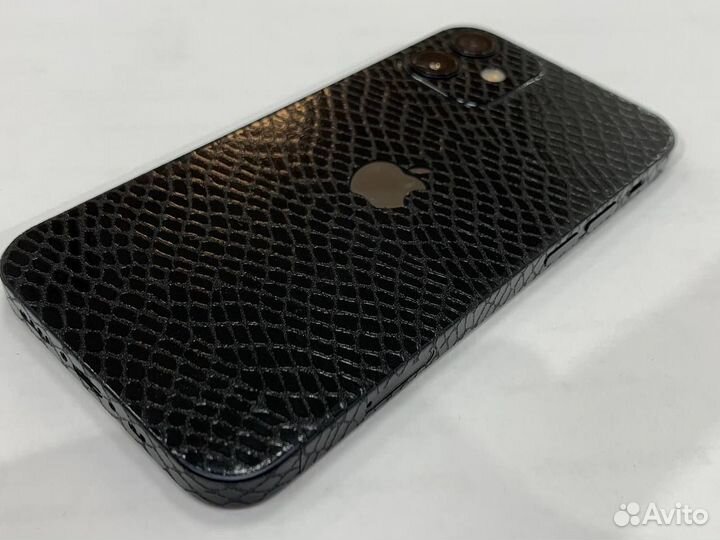 Гидрогелевая бронепленка для iPhone 12 mini