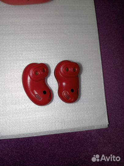 Беспроводные наушники samsung galaxy buds2 pro AKG