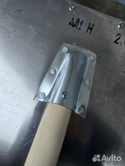 Лопата для уборки снега алюминий. Новая