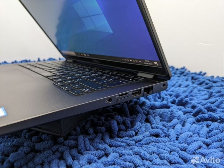 Ноутбук Dell Latitude 5300 i7 16/512 FHD IPS